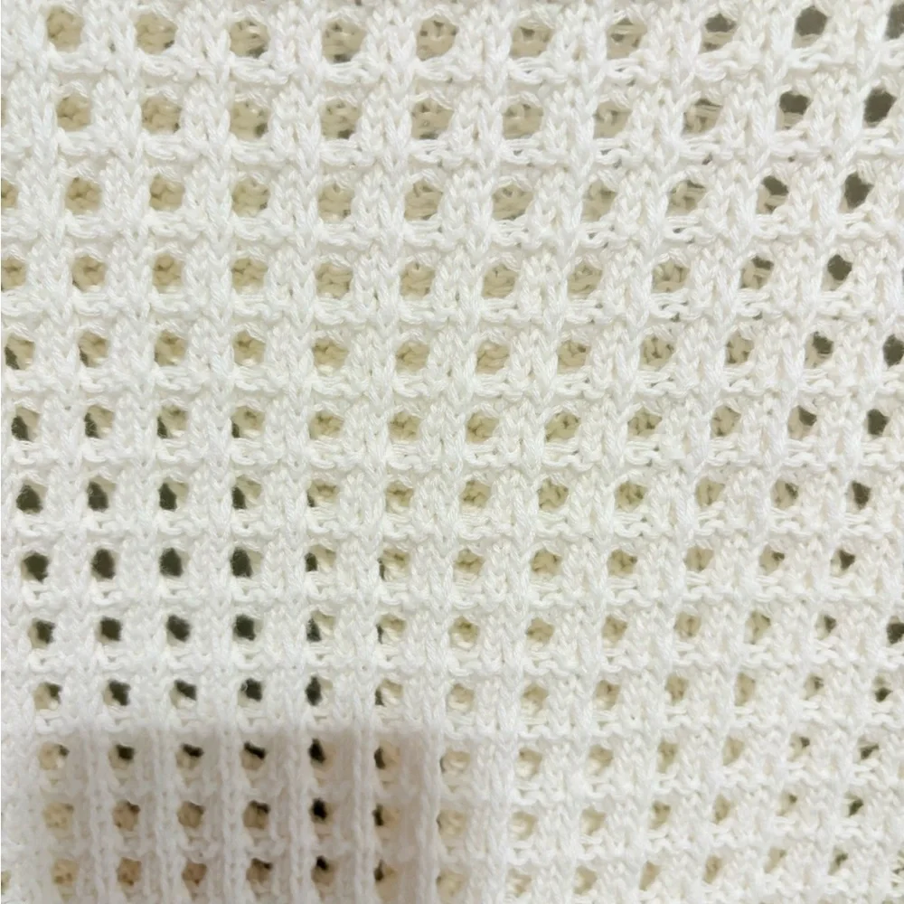 Elegant Cream Knit Sweater - Picture 4 of 4